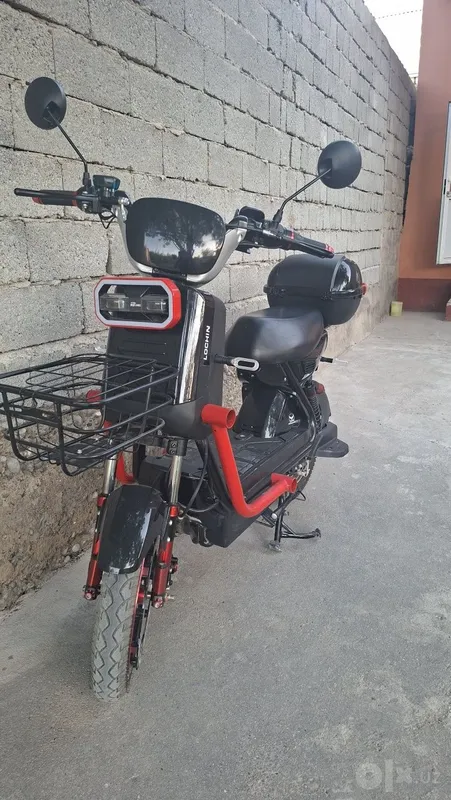 Skuter moped Modeli: Lochin 1 Skuter moped Modeli: Lochin 1