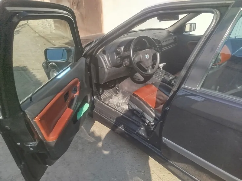 Продаётся BMW E36 4 Продаётся BMW E36 4