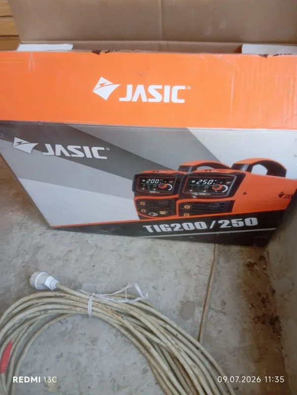 Сварочный аппарат JASIC TIG250 1 Сварочный аппарат JASIC TIG250 1