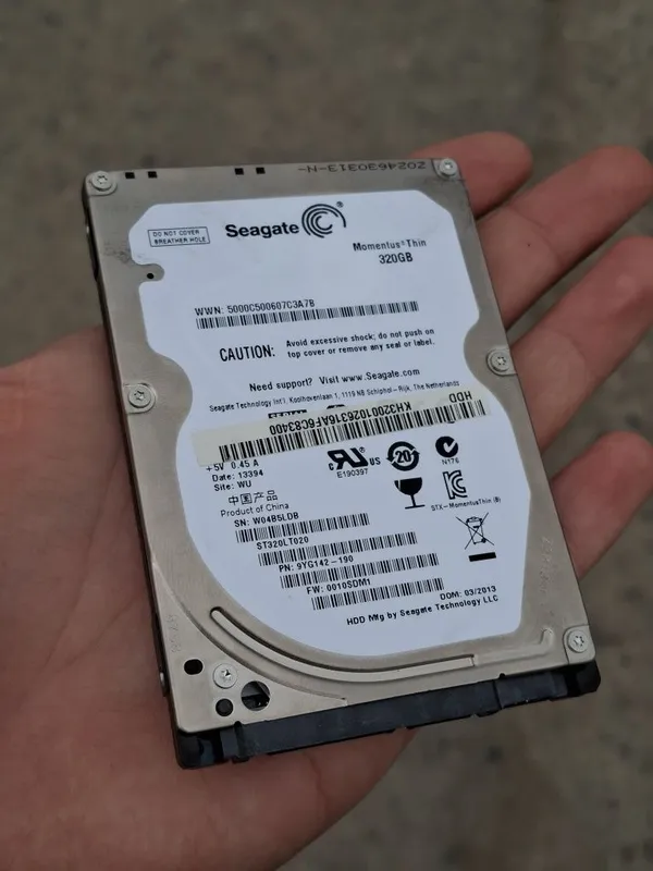 Жесткий Диск Seagate Momentuss Thin 320GB