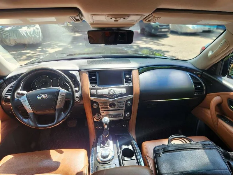 Infiniti QX80 2019 своя, чистая. — фото 4