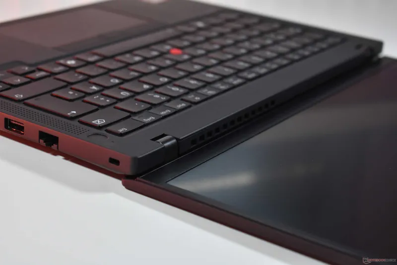 Lenovo ThinkPad P14s Gen 6 AMD Ryzen AI 9 HX PRO 370/64GB DDR5/1TB SSD — фото 5