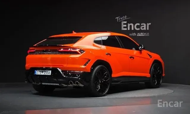 Lamborghini Urus SE — фото 1