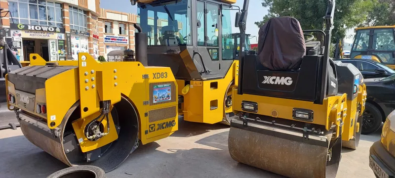 Двухвальцовый тандемный каток XCMG XD83 8 ТОН — фото 3