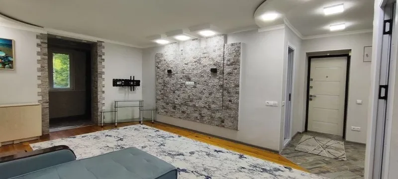 3-комнатная квартира, 72 м², 3/5 этаж — фото 4