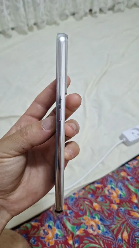 Samsung S22 plus 8/256 Korea S22+ sotiladi 5 Samsung S22 plus 8/256 Korea S22+ sotiladi 5