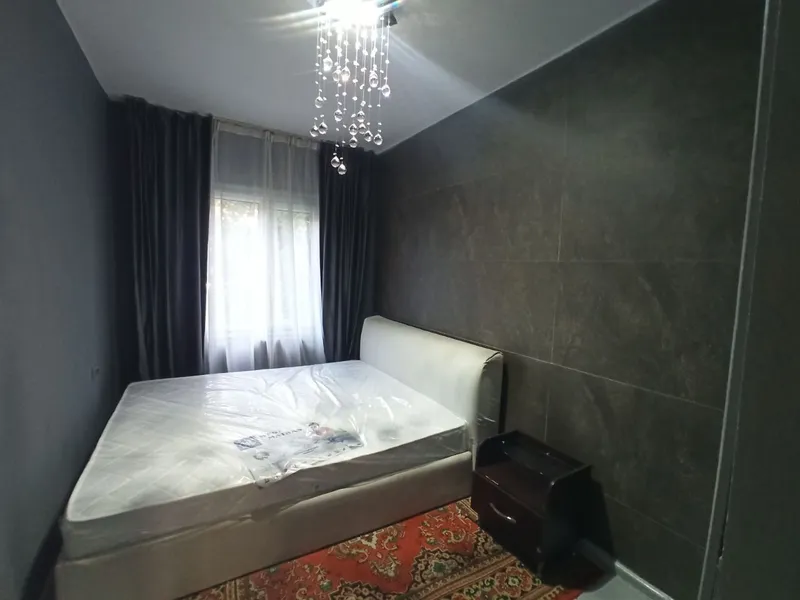 Метро Туркистан