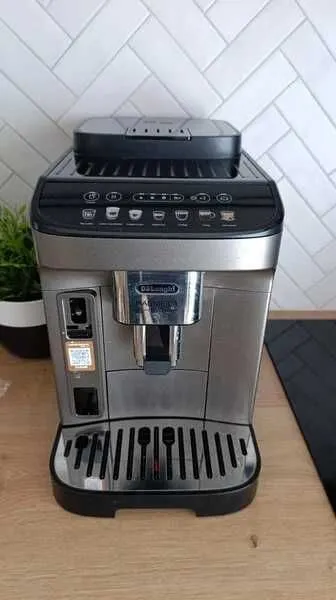 Кофемашина DeLonghi – стильная быстрая и ароматный кофе в наличие 3
