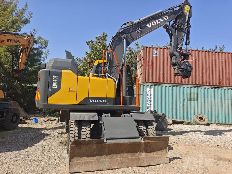 Экскаватор Volvo EW140E 2 Экскаватор Volvo EW140E 2