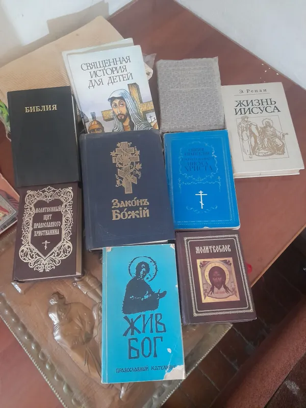 Продам иконы и книги — фото 2