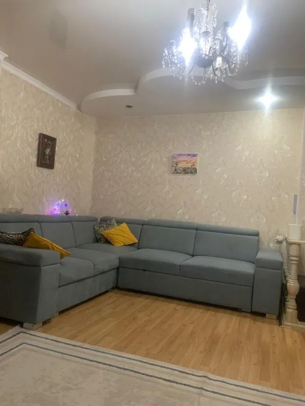 Аренда квартира ул. Садыка Азимова 2/1/4 60 м2