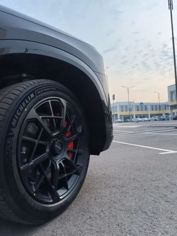 Zeekr X9 black edition hayper 2026 kuzov 4 Zeekr X9 black edition hayper 2026 kuzov 4