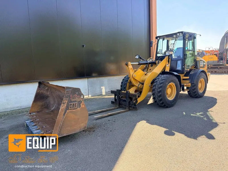 Caterpillar 908M
