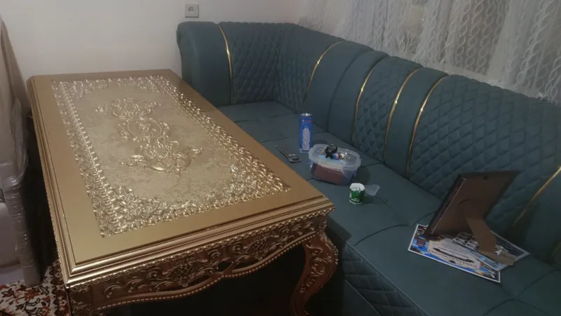 Элитный классический журнальный стол Luxury в отличном состоянии — фото 1