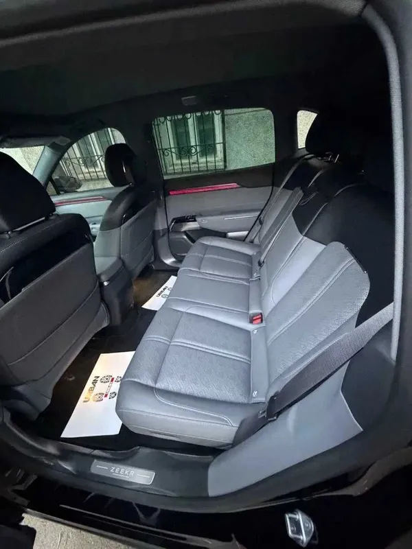 Zeekr 7x 705 awd naxt va xalol nasiya — фото 2
