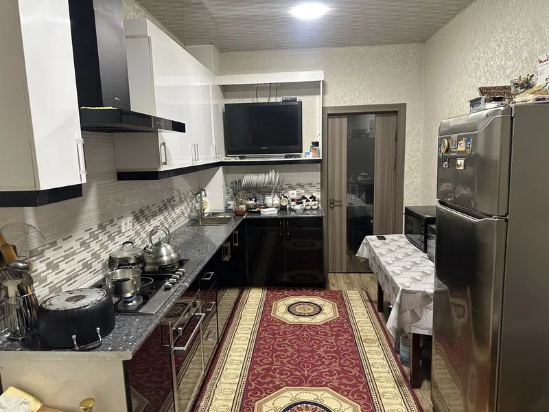 Ц-квартал. Uy va uning ostidagi noturar bino sotiladi 2 Ц-квартал. Uy va uning ostidagi noturar bino sotiladi 2
