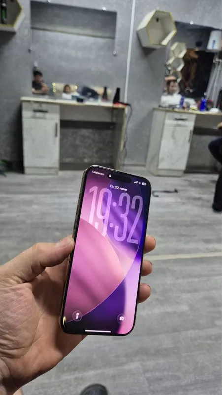 Iphone 16 pro max — фото 1