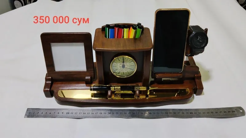Настольные часы подарок. 1 Настольные часы подарок. 1