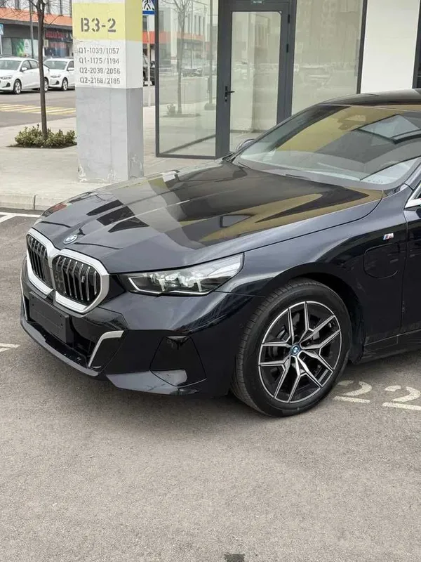 BMW i3 35L, naqd va halol nasiya 1