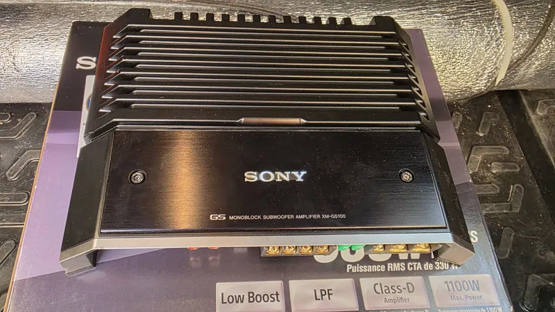 Продам моноусилитель SONY XM-GS100 1 Продам моноусилитель SONY XM-GS100 1