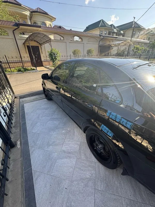 Продам свой автомобиль Gentra черный 2 Продам свой автомобиль Gentra черный 2