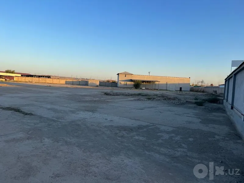 Navoi shaxrida voyenniy gorodkda sklad,ofis arendaga beriladi 4 Navoi shaxrida voyenniy gorodkda sklad,ofis arendaga beriladi 4