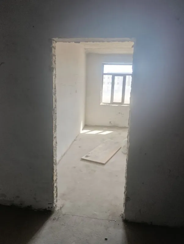 Продаётся квартира в райцентре, рядом с базаром 4