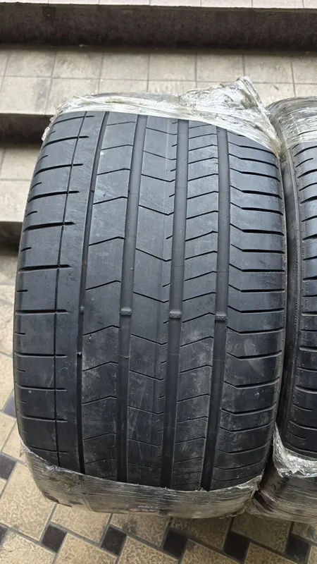 325/35/R23 PIRELLI p zero 2