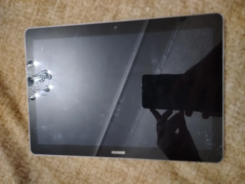 Huawei tab t3 sotiladi