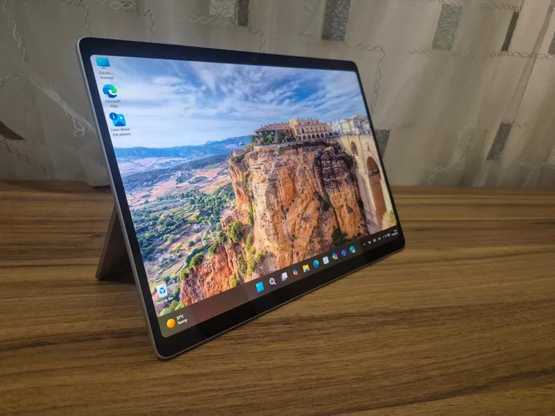 Microsoft Surface Pro 11 — фото 3