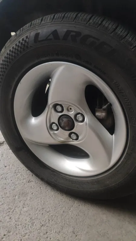 185/70 R13 balonlar deyarli yangi 4 185/70 R13 balonlar deyarli yangi 4