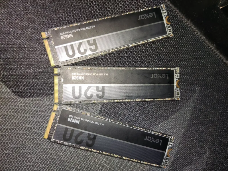 Lexar 620 1TB в отличном состоянии