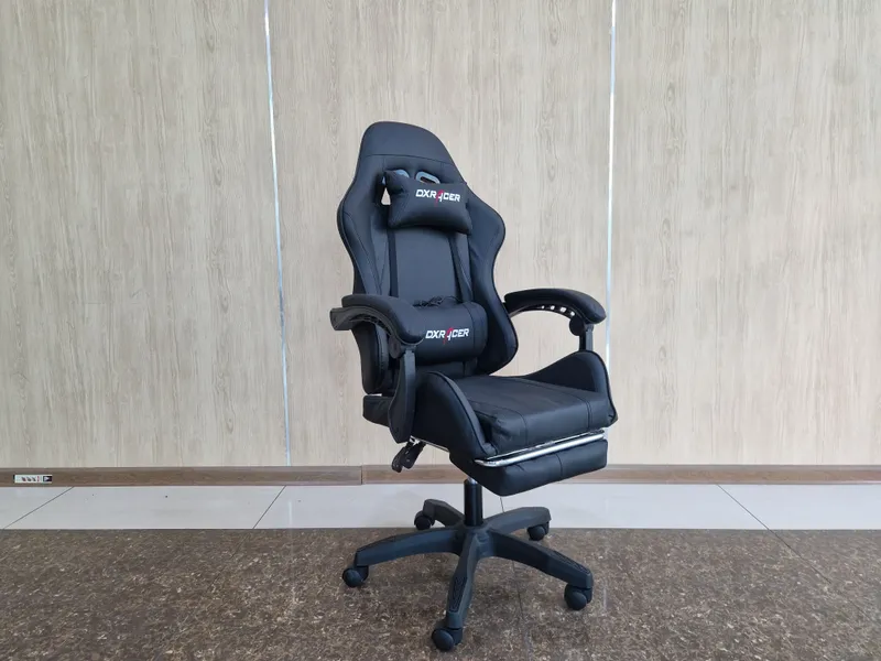 Игровое кресло DXRACER 2