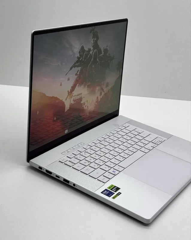 Asus ROG Zephyrus G16 Ultra 9 185H RTX 4060 8GB LPDDR5X 32GB 1TB SSD — фото 3