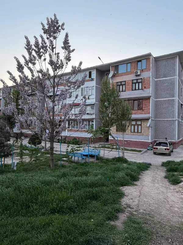 Прадаётся 2х отличной место положения