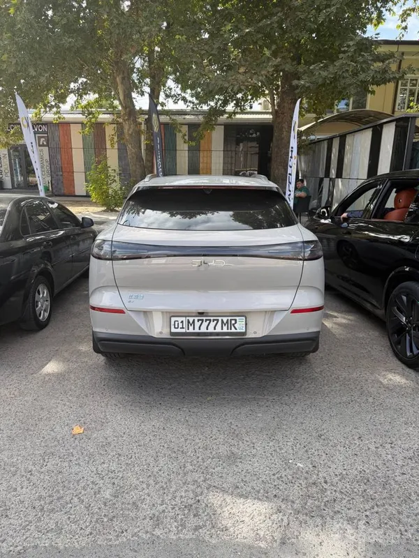 Byd Sealion 06 smart full 2025 sotiladi 4 Byd Sealion 06 smart full 2025 sotiladi 4