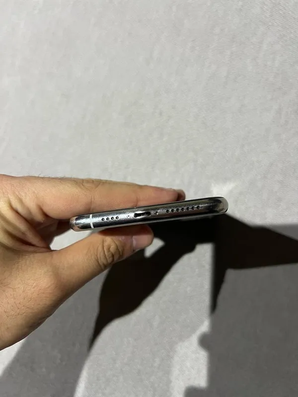 Iphone 11 pro max 4