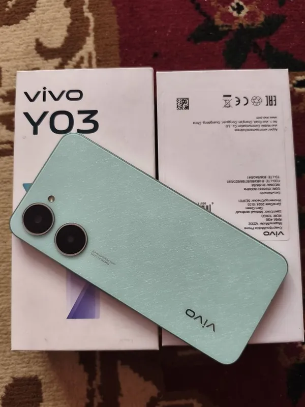 Vivo Y03 128+8Gb 3