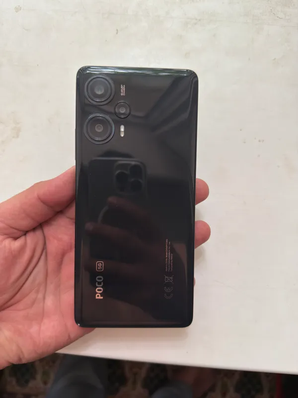 Poco F5 12/256 GB 5
