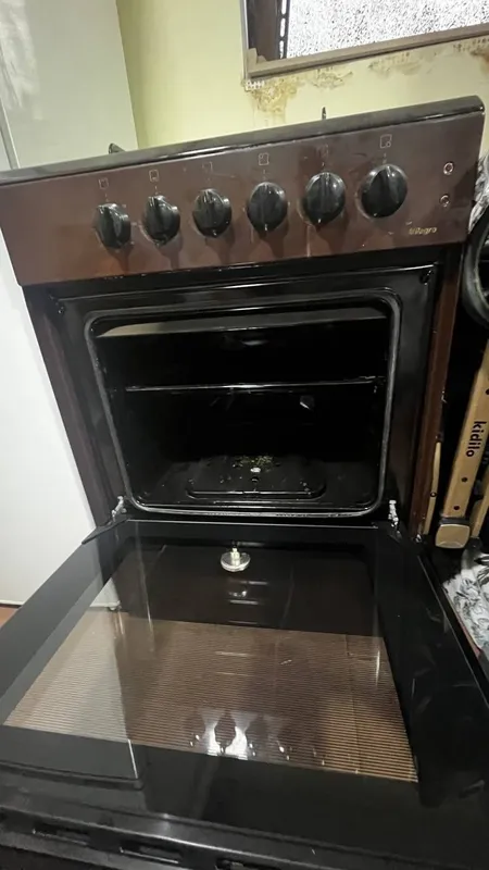 Продаётся Газовая плита 2