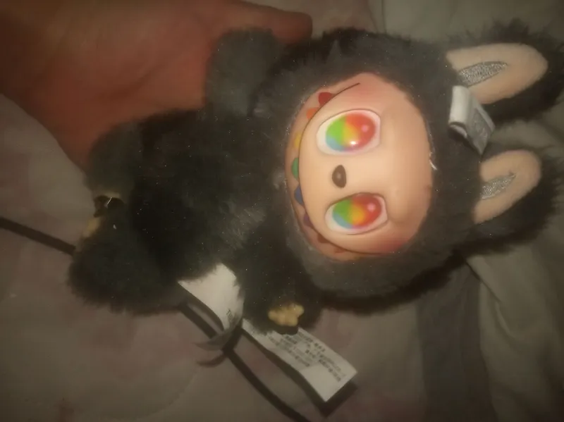 Labubu oyinchog'i 1