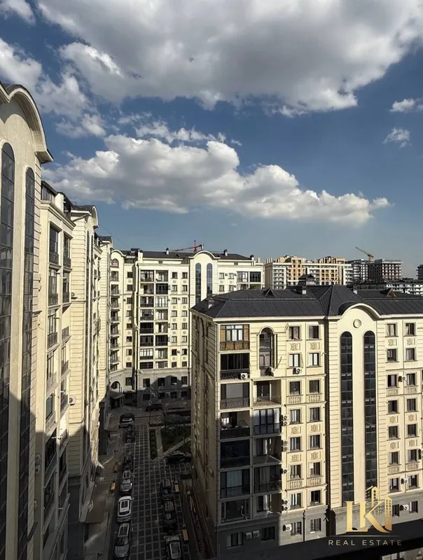 Продаётся 3-комнатная квартира в новостройке ЖК «Мухташам» 1