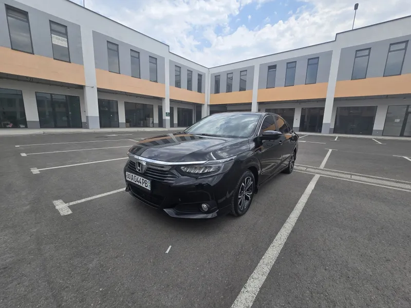 Honda Krayder kafoloti bilan 4 Honda Krayder kafoloti bilan 4