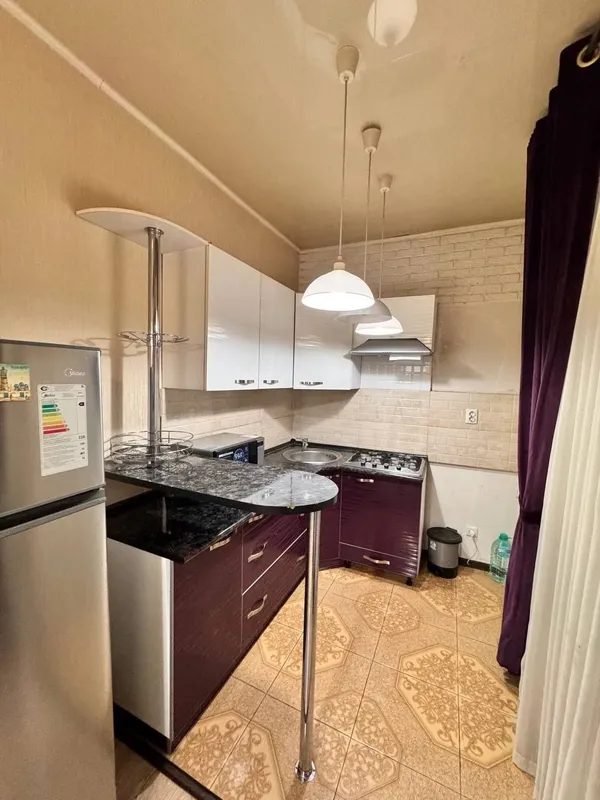 СВОЯ! ПРОДАЕТСЯ КВАРТИРА Кирпичном доме 2/3/4 Юнусабадский район Адр — фото 5