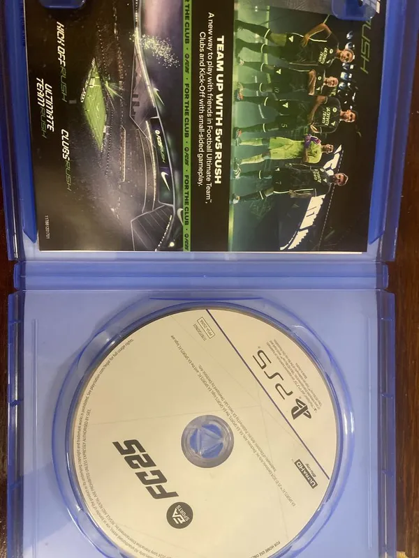 Игровой диск FC 25 на PlayStation 5 — фото 2
