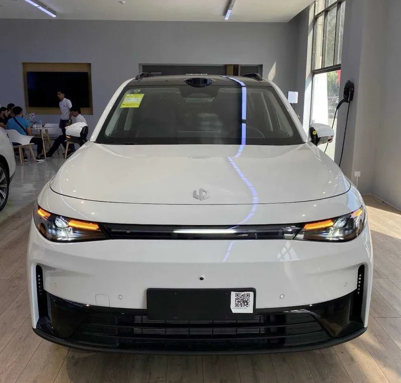 Leapmotor C16 280KM Gibrid Restayling Luxury Lidar Dop opsiya Full — фото 2 Leapmotor C16 280KM Gibrid Restayling Luxury Lidar Dop opsiya Full — фото 2