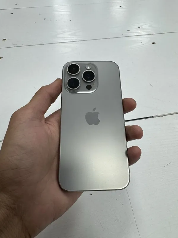 Iphone 15 pro edial 1
