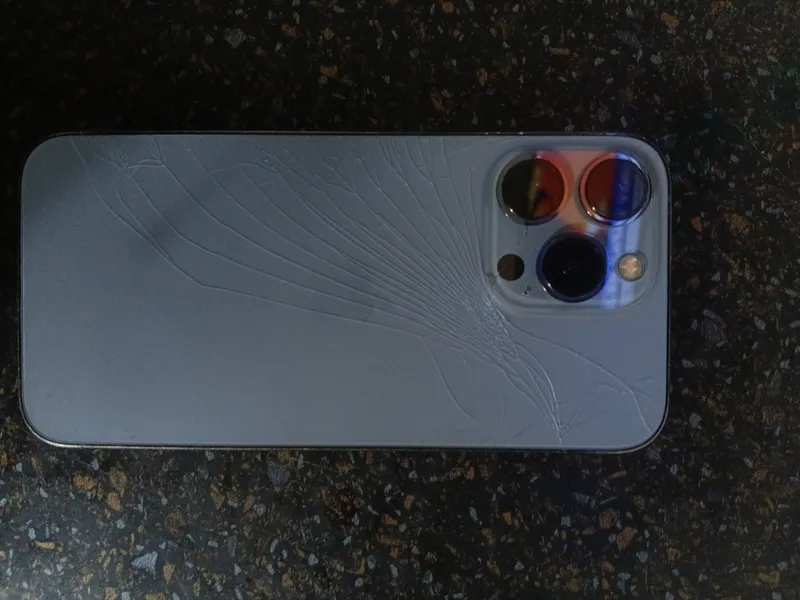 iPhone 13 pro 2