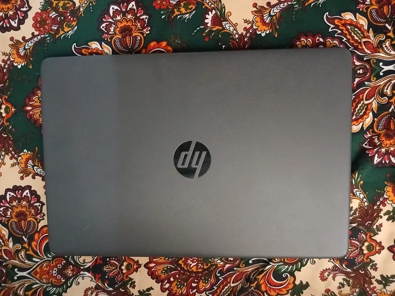 Ноутбук HP Ryzen 5 — фото 1