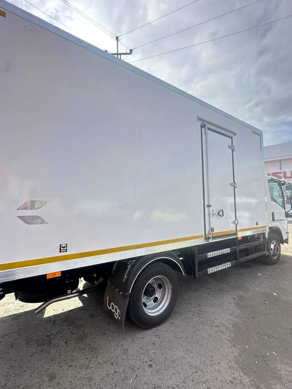 ISUZU NPR82L CNG Furgon (izotermik kuzov) Muddatli to'lov 18 oygacha — фото 3